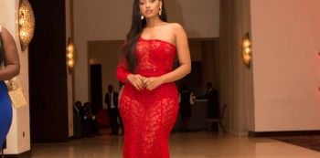 South Africa’s Abby, Fabiola Red Carpet Hosts For Uganda Entertainment Awards.