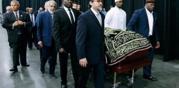 Thousands gather for Muslim funeral honoring Muhammad Ali