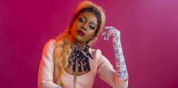 Karole Kasita names best female musicians