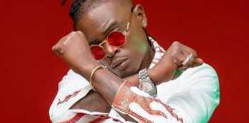 Weasel Clashes With Nigerian Singer Chike
