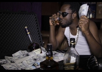 Smoking Shisha is Okay - Bebe Cool 