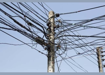 Twelve arrested for Vandalism and Illegal power Connections in Kampala