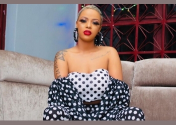 Nina Roz offers to help Weasel quit drugs 