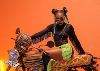 I want my album to take me global - Karole Kasita