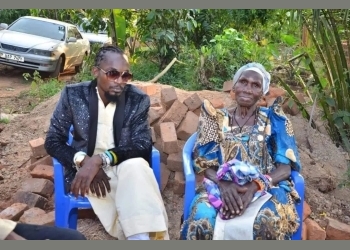 A handful of Musicians Attend the Burial of Mowzey Radio’s Grandmother
