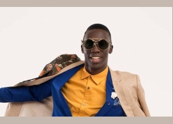 Douglas Lwanga takes on female musicians, claims they are taking more pictures compared to music