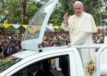 Parliament unites in prayer for Pope Francis