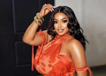 MamiDeb's Nude Photo Nightmare After Phone Is Stolen!