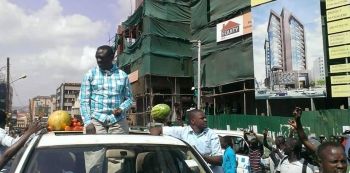 Drama as Women Nearly Undress to Impress Besigye