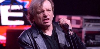 Mark E Smith, founder of post-punk band The Fall, dies at 60