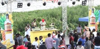 DJs Ciza, Mary Jo and Comedian Salvador entertain UG Pineapple revelers
