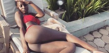 Sex Siren Katrina Nilzero Flashes Kokonyo, Causes Whopper Stampede Again
