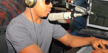 KFM&rsquo;s Freddie Flexes With Boda Man Over Shs 500