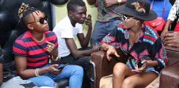 Beenie Gunter, Nina Roz Sharing A House