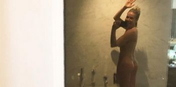 Chelsea Handler Gets 'Artsy' With Her Latest Nude Photo On Instagram