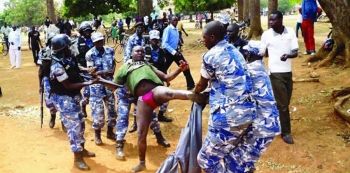 Police rounds off Kabale Drunkards after SFC Soldier was stubbed in Bar Brawl 