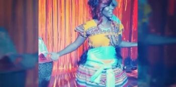 Desire Luzinda Releases “Lwaki wekoza” Rehearsal Video — Watch It Below.