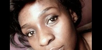 Cindy Goes Without Makeup, Still Looks Flawless