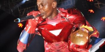 Chameleone reconciles with international manager