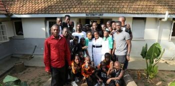 Photos — Eddy Kenzo & Uganda Cranes Stars Donate Items To Masaka Hospital