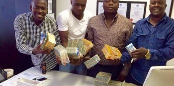 Ivan Ssemwanga Shows Off Money Amidst Rumors That He’s Broke AF