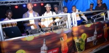 DJs Suz Beats and Titi Take Female and Male Titles In Arua At UG Mix Maestro