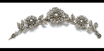 The Wedding Tiara, How to choose it