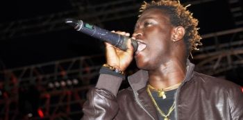 Video: Gravity Omutujju’s Performance At Chameleone’s Hit After Hit Concert