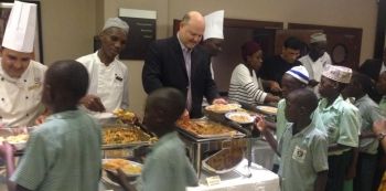 Sheraton Hotel serves Iftar to over 400 orphans to celebrate Ramadan