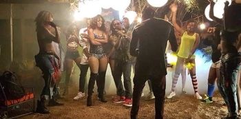 Slick Stuart, Deejay Roja Team Up With Cindy In New Video