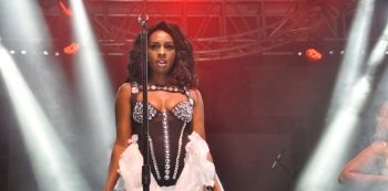 Cindy Finally Reveals Her True Age