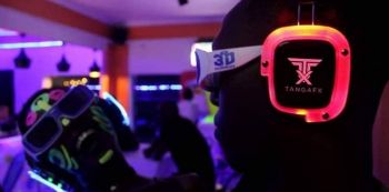 Party Goers Treated To  3D Silent Cinema Experience At Aer Lounge