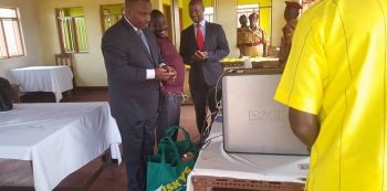 Opposition Leaders visit Besigye at Luzira Prison