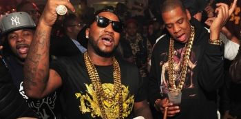 Jay-Z Spends UGX 331M In A Bar And Tips Attendant 40M