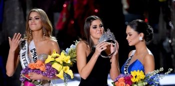 Miss Universe 2015 Scores With Disaster (Video)