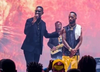 Mike Wine Impresses With Maiden Serena Hotel Concert