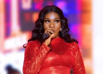 Cindy Advises Women Seeking Success: Stay Away From Marriage for Now