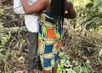 Man Collapes and Dies While Bonking A Water logged woman!