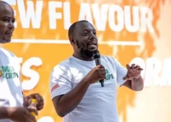 Long Distance Relationships Are a Waste of Time - Kasuku