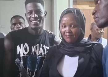 I Have Never Been in a Love With Reign - Shamim Malende
