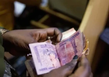 Gov't urges calm as Shilling faces foreign exchange pressure