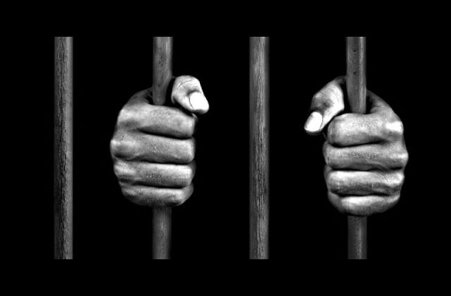 Drama as Students Arrest, Humiliate College Principal