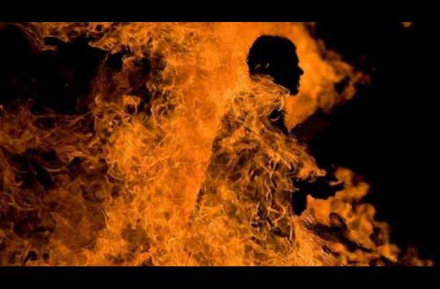 40 year old man sets self-ablaze over rejection from woman