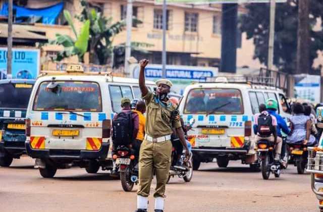 Traffic officer knocked dead at Kamengo