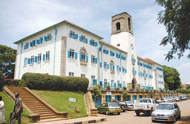 Makerere University kicks off online Examinations as Vice Chancellor promises stable connectivity