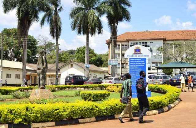 Kyambogo University hold 17th graduation ceremony under tight security 