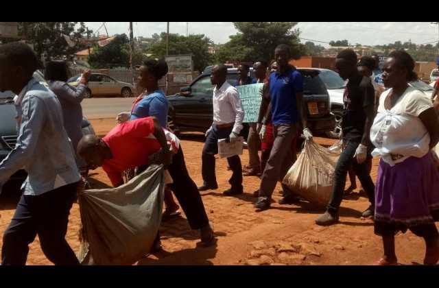 Drama in Mukono as youth leaders protest poor allocation of fund for their activities