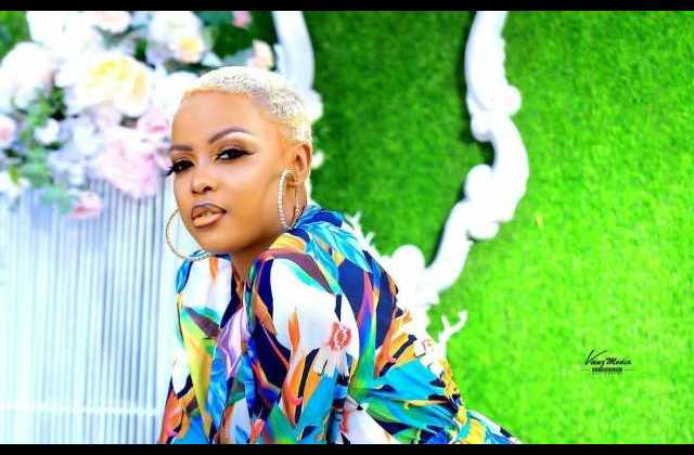 Why Nina Roz Made A U-turn to Black Market Records 
