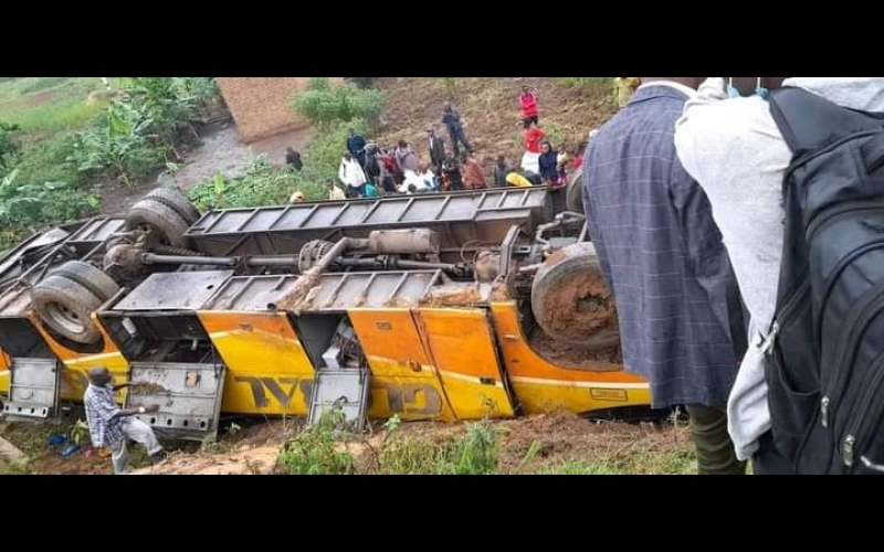 Three injured in Global bus accident