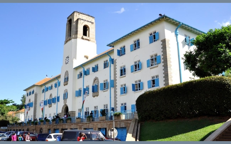 Makerere university Council resolves to Retain Professors, Associates aged 70-80 Years